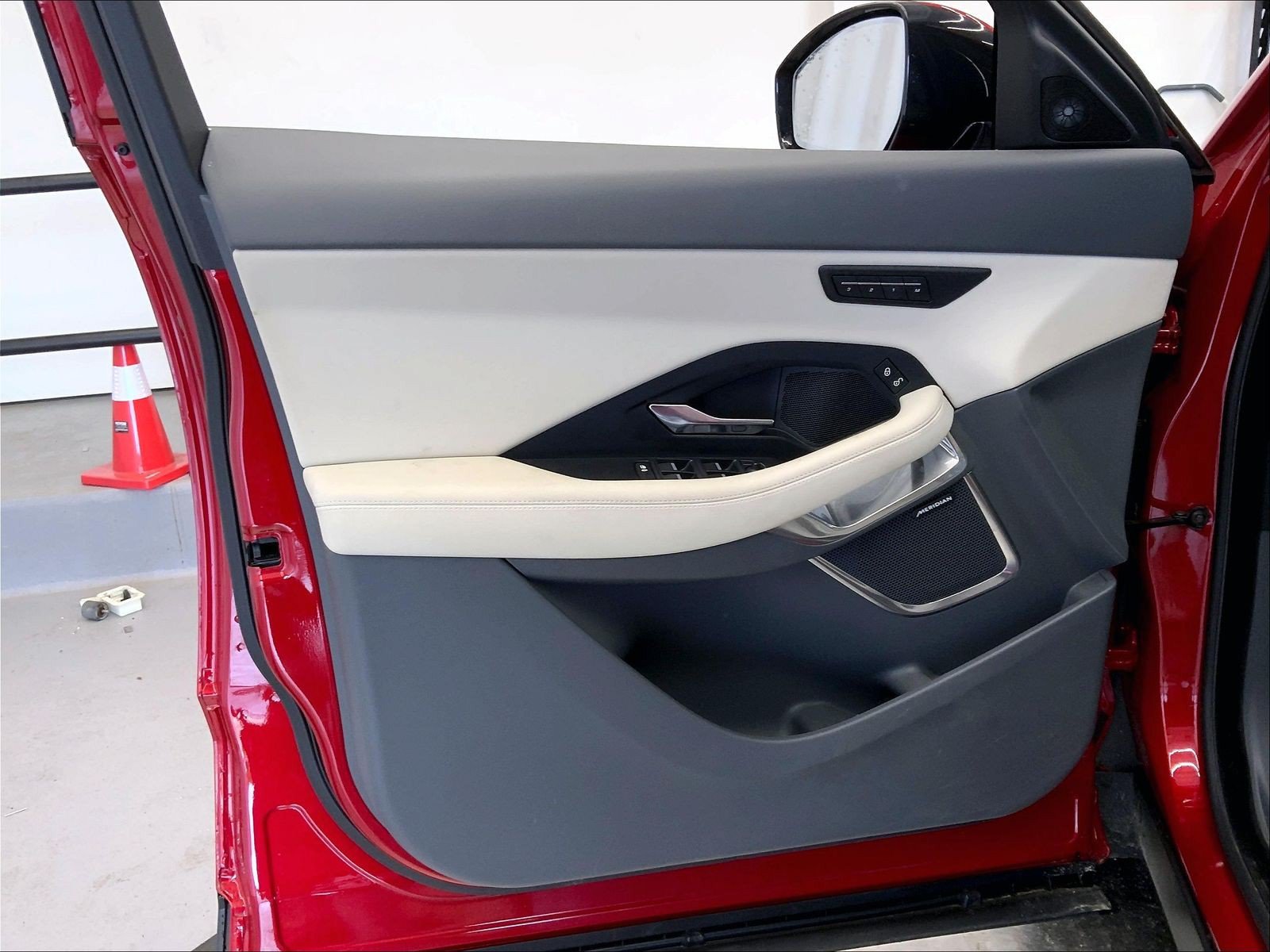 Used 2019 Jaguar E-PACE S AWD/4WD image 24