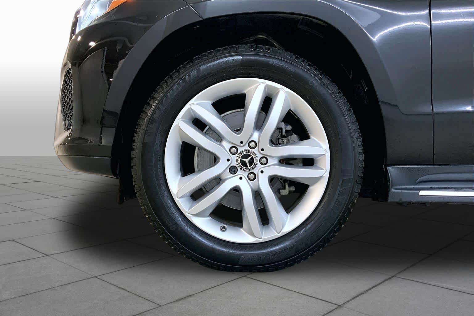 Used 2019 Mercedes-Benz GLS 450 4MATIC image 10