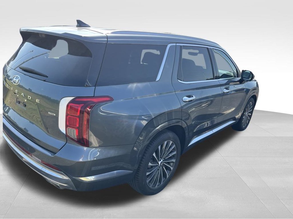 Used 2025 Hyundai Palisade Calligraphy AWD/4WD image 14