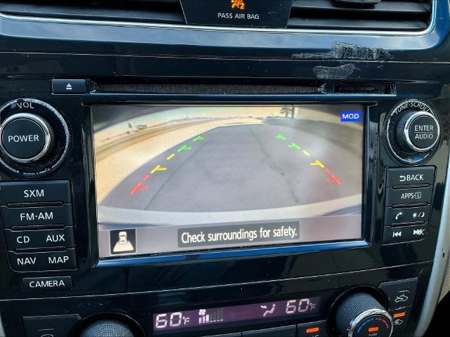 Used 2015 Nissan Altima 3.5 SL FWD image 16