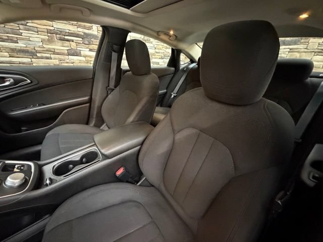 Used 2016 Chrysler 200 Limited w/ Anniversary Edition FWD image 14