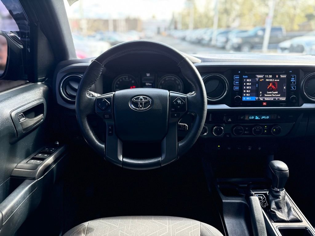 Used 2016 Toyota Tacoma TRD Off-Road image 24