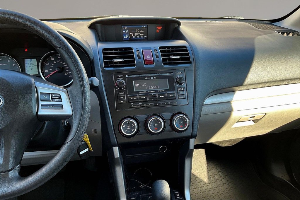 Used 2015 Subaru Forester 2.5i Premium w/ All-Weather Package AWD/4WD image 9