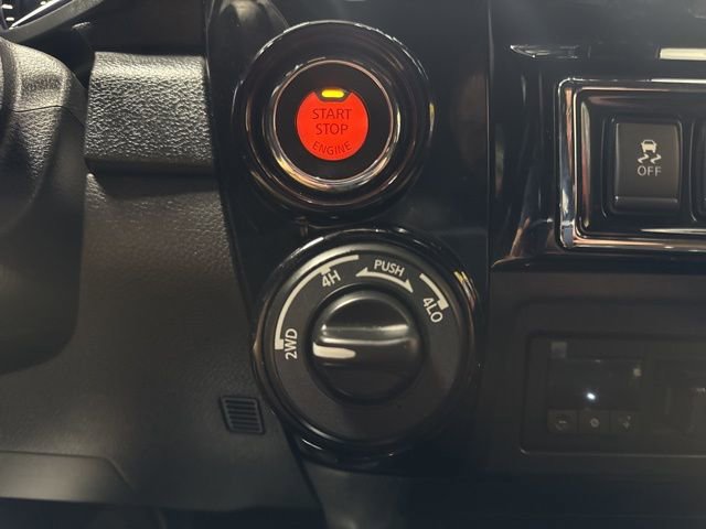 Used 2023 Nissan Titan Platinum Reserve w/ Moonroof Package image 14