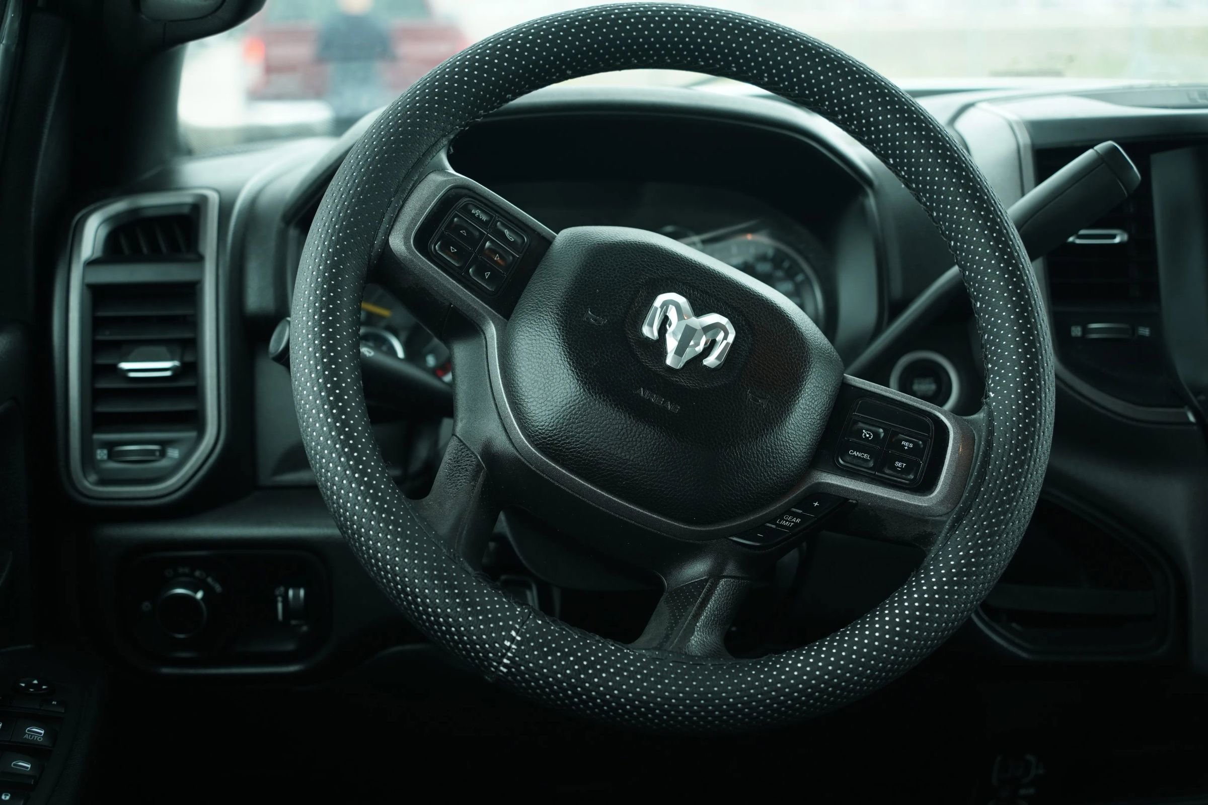 Used 2022 RAM 3500 Tradesman image 13