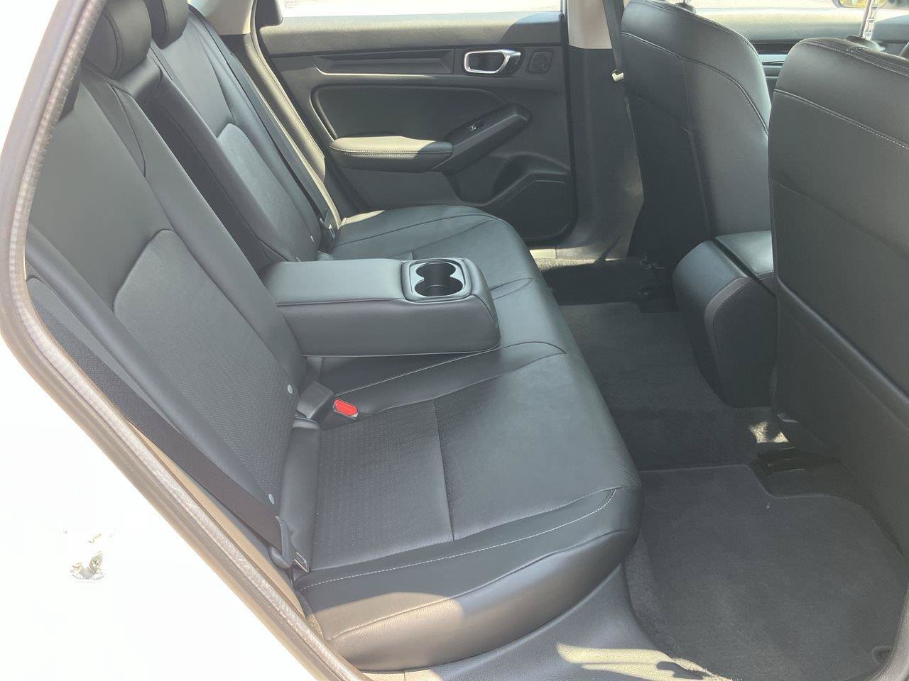 Used 2024 Honda Civic EX-L image 30