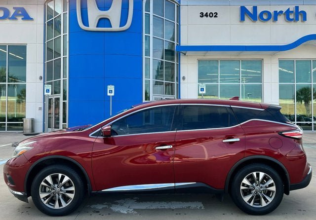 Used 2018 Nissan Murano S FWD image 2