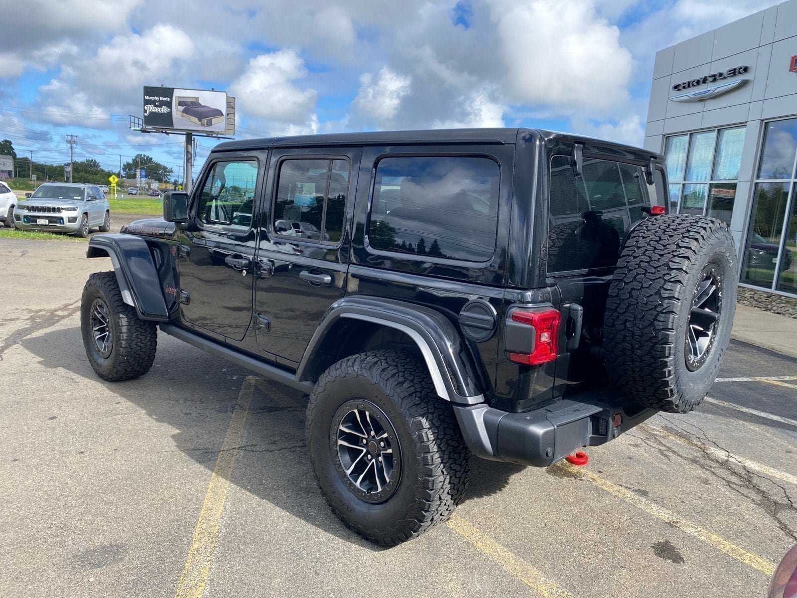 Used 2026 Jeep Wrangler Unlimited Rubicon AWD/4WD image 2