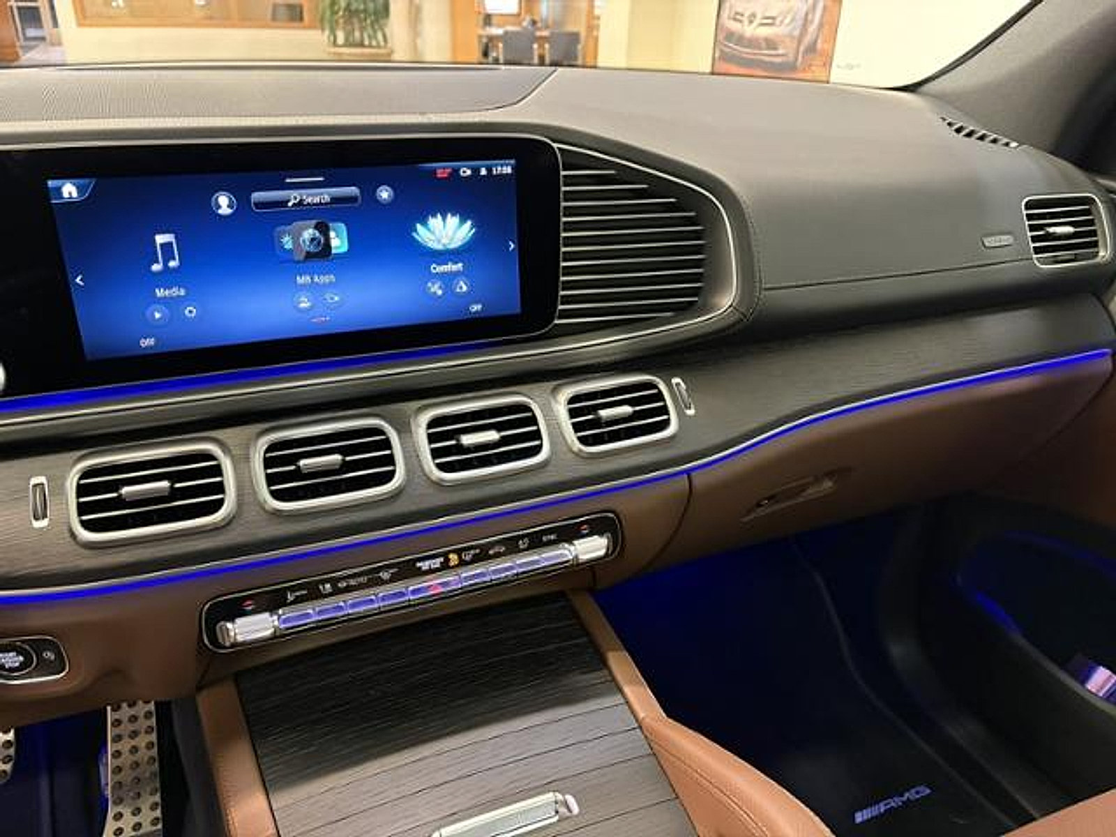 New 2026 Mercedes-Benz GLS 450 4MATIC image 18