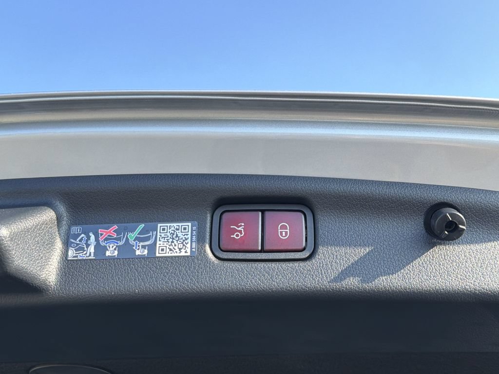 New 2026 Mercedes-Benz C 300 4MATIC Sedan image 15