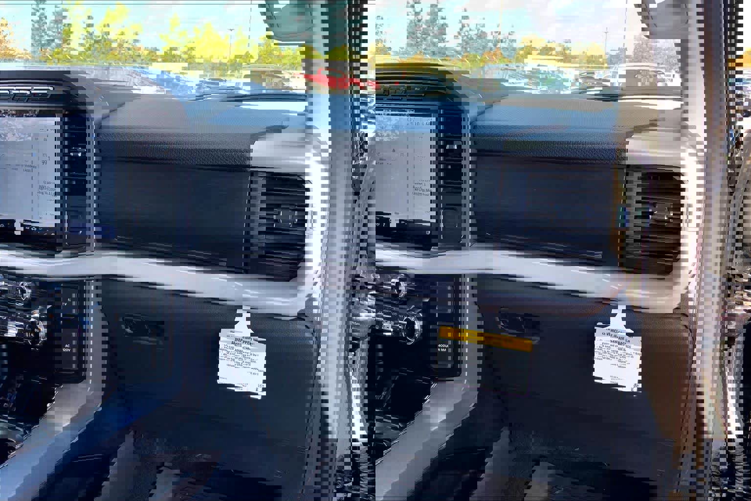 Used 2023 Ford F150 XLT image 17