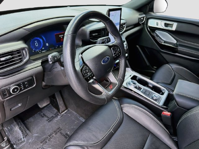 Used 2023 Ford Explorer ST w/ Equipment Group 401A AWD/4WD image 28