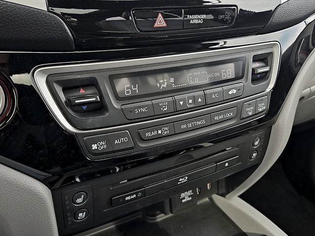 Used 2017 Honda Pilot Elite image 19