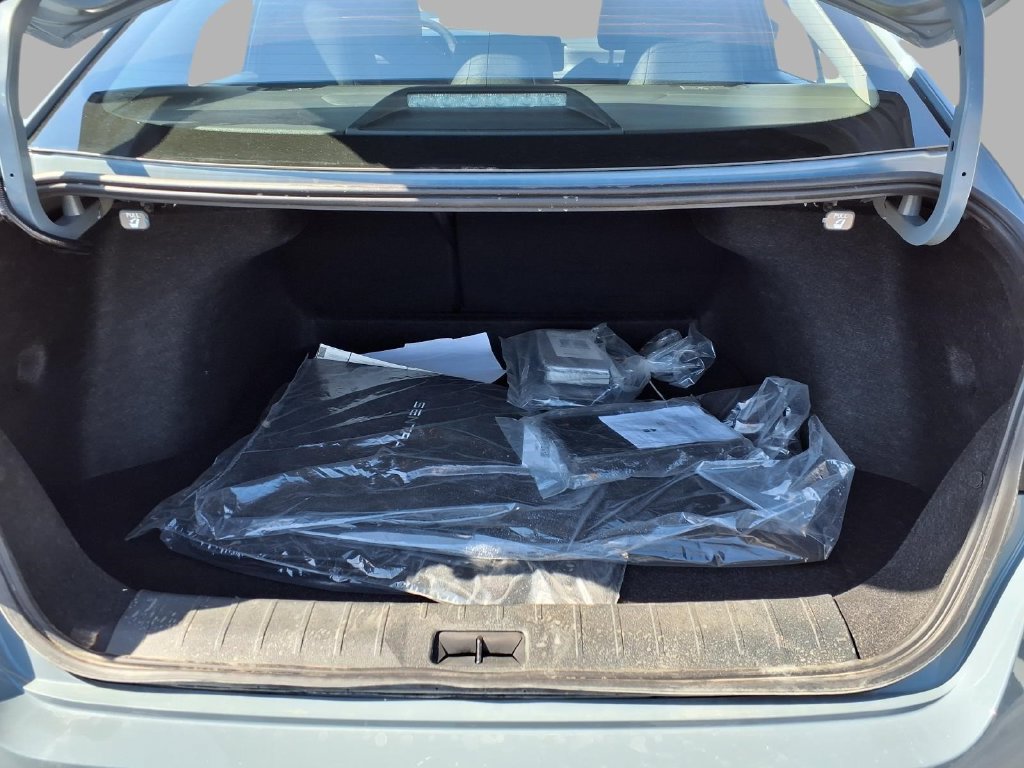 Used 2026 Nissan Sentra SV w/ SV Convenience Package FWD image 27