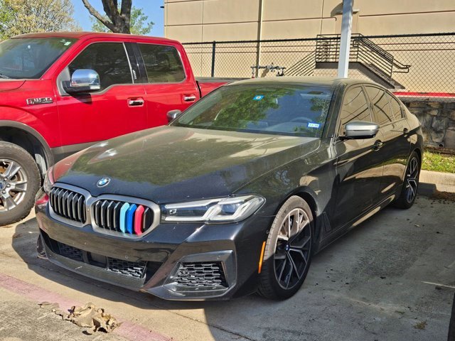 Used 2021 BMW M550i xDrive w/ Dynamic Handling Package image 1