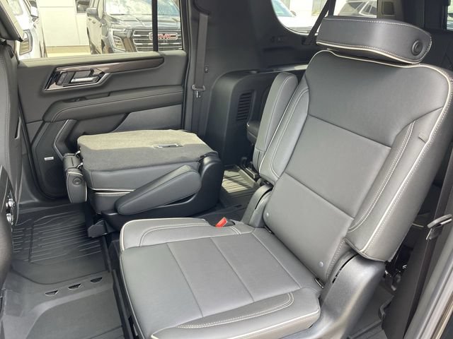 New 2026 GMC Yukon XL Elevation w/ Elevation Premium Package AWD/4WD image 23