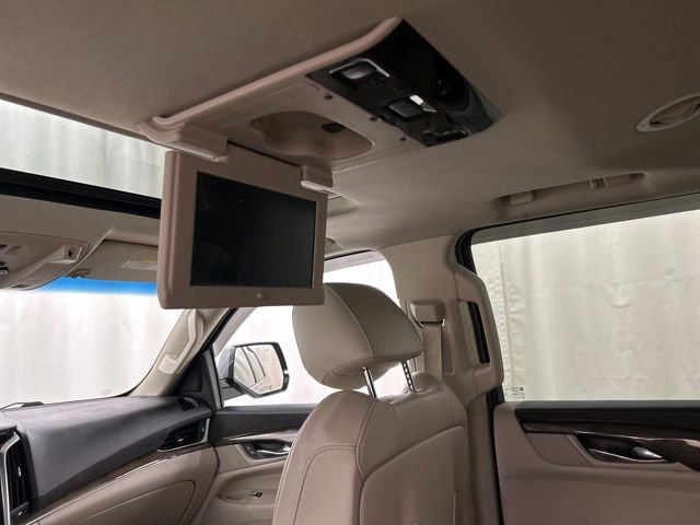 Used 2020 Cadillac Escalade Premium Luxury image 28