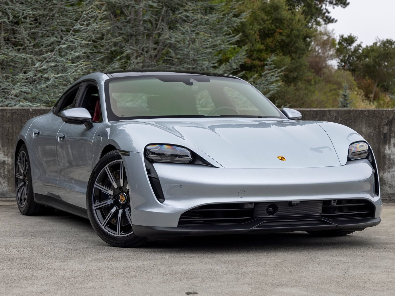 Certified 2021 Porsche Taycan 4S w/ Premium Package AWD/4WD image 6