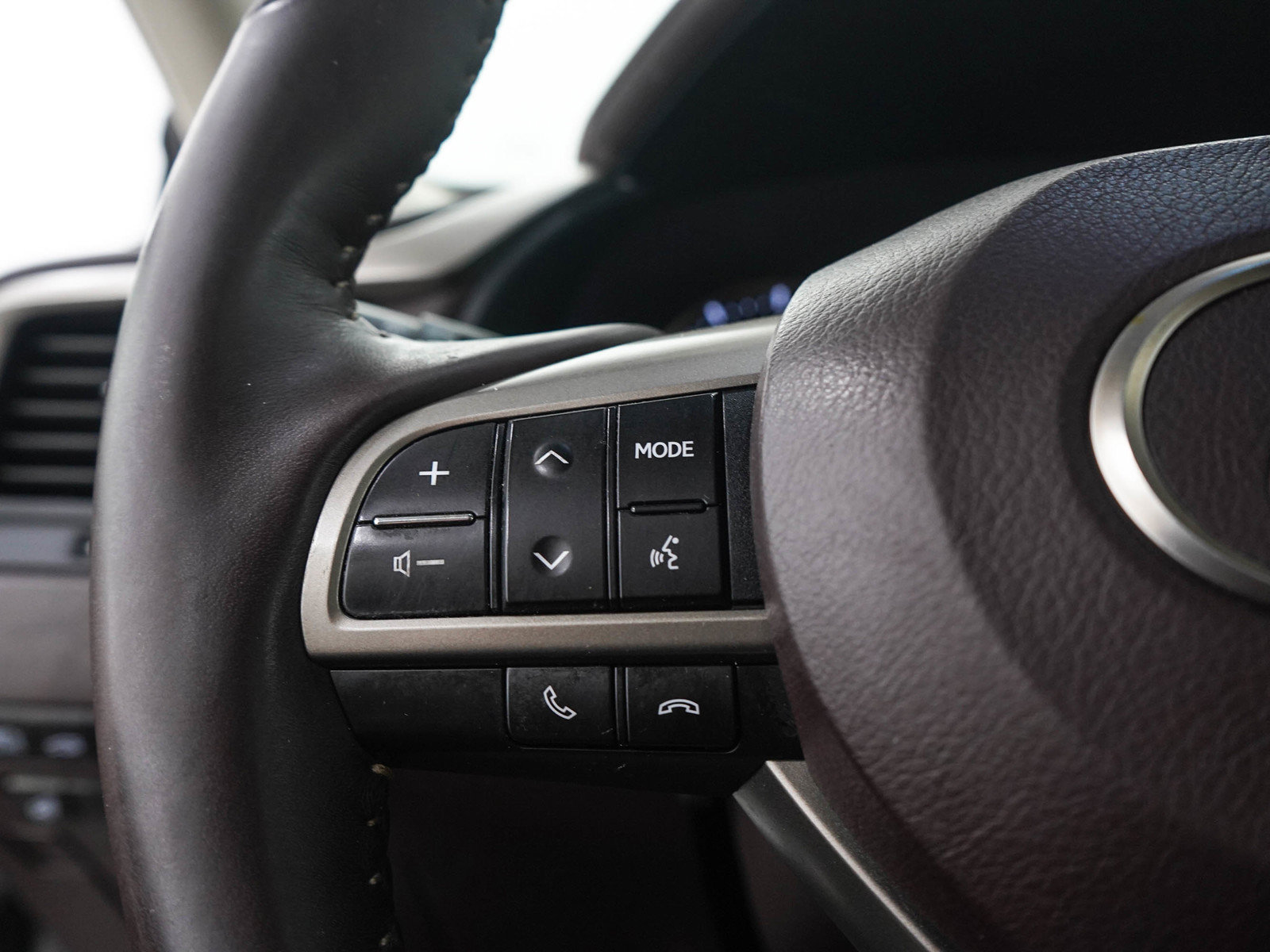 Used 2017 Lexus RX 350 AWD w/ Premium Package image 28
