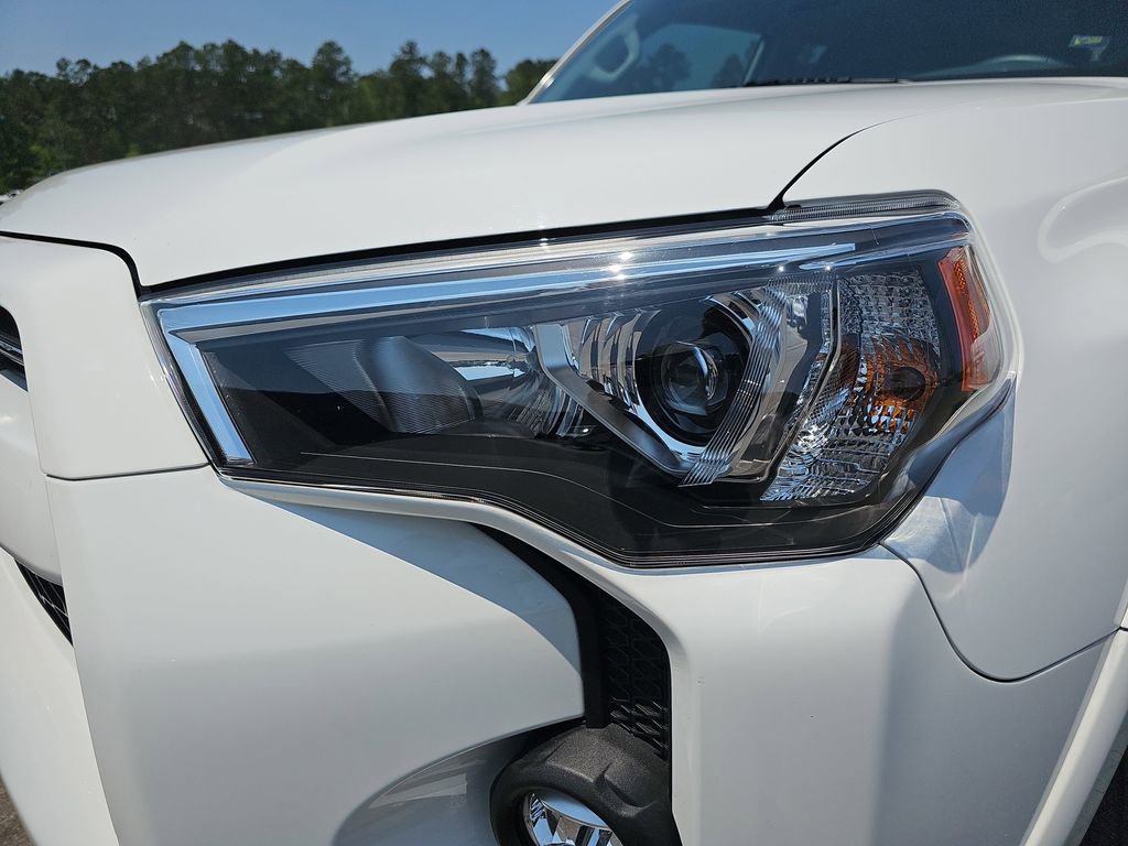Used 2024 Toyota 4Runner SR5 RWD image 32