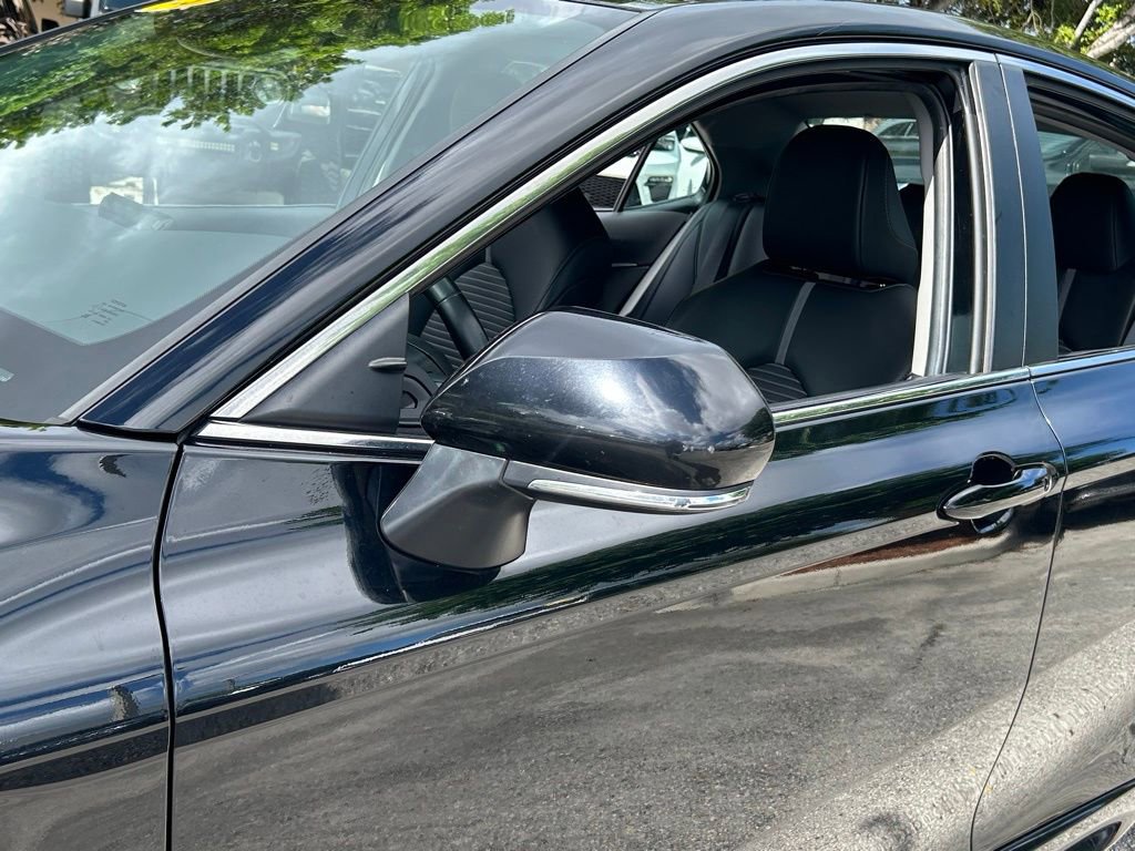 Used 2023 Toyota Camry SE image 25