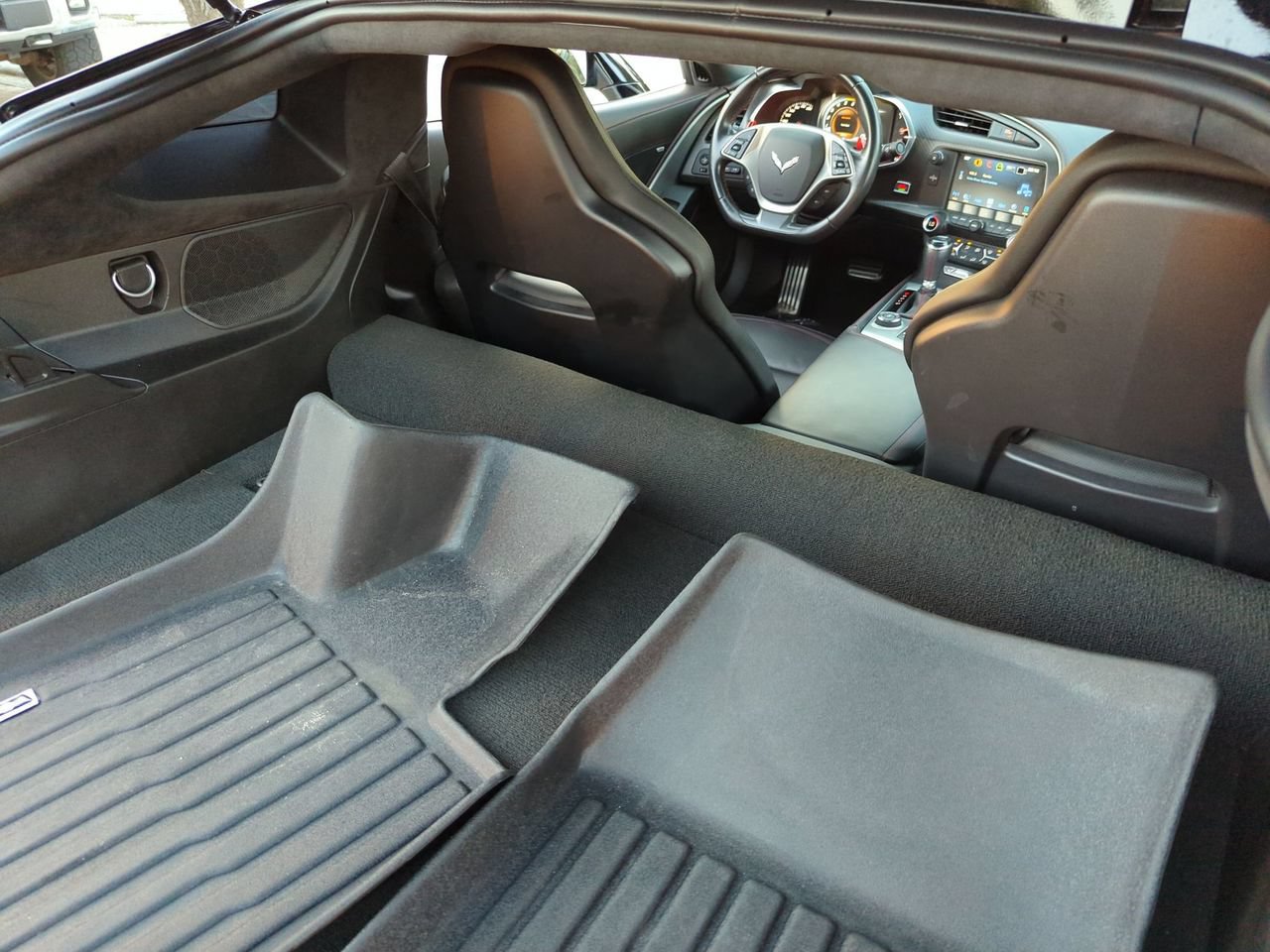 Certified 2019 Chevrolet Corvette Stingray Coupe RWD image 24