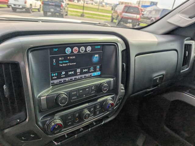 Used 2018 Chevrolet Silverado 1500 LT w/ All Star Edition image 22