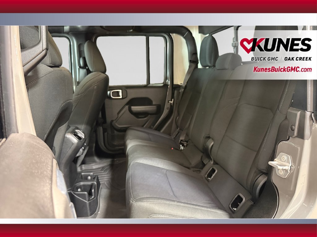 Used 2021 Jeep Gladiator Sport AWD/4WD image 30