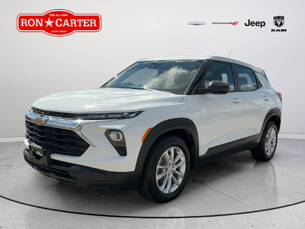 Used 2024 Chevrolet TrailBlazer LS w/ LS Confidence Package FWD image 3