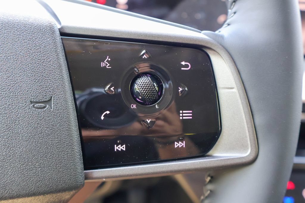New 2026 Nissan Murano SV AWD/4WD image 11