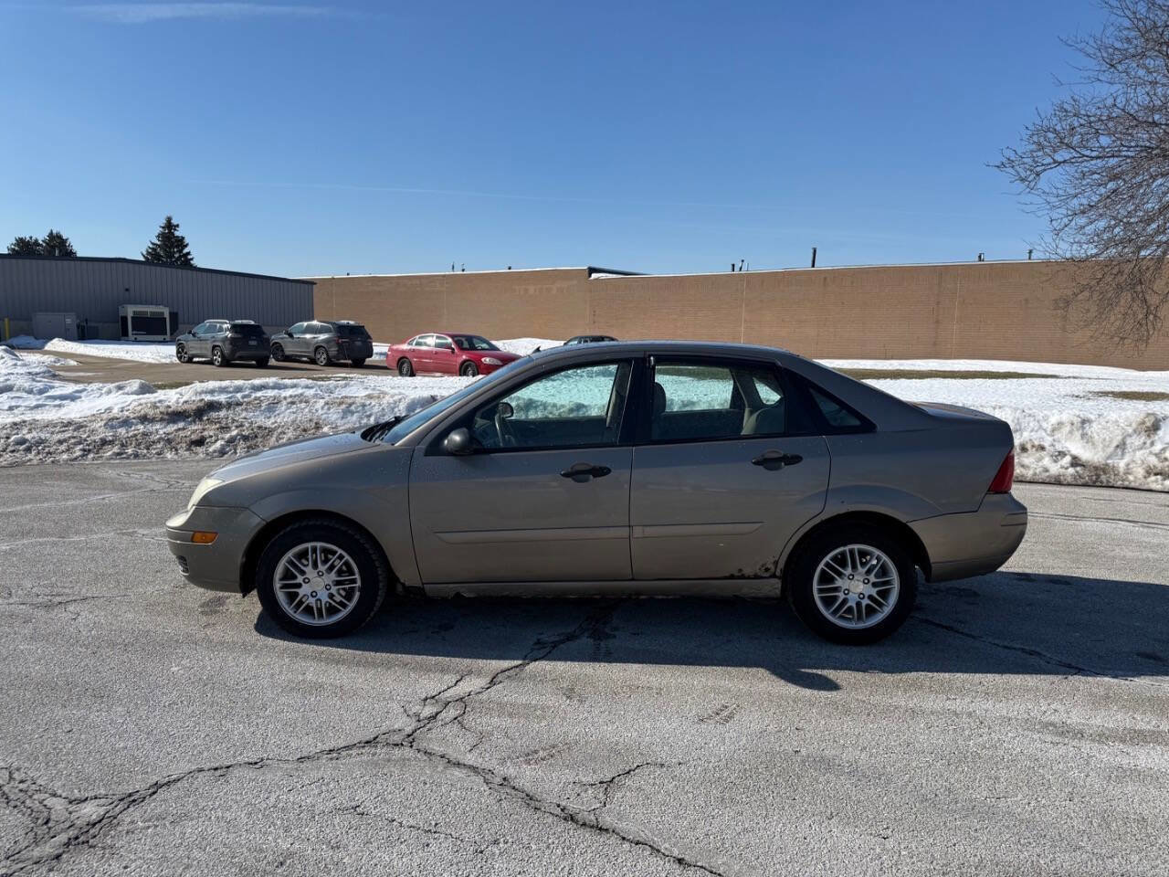 Used 2005 Ford Focus S image 2