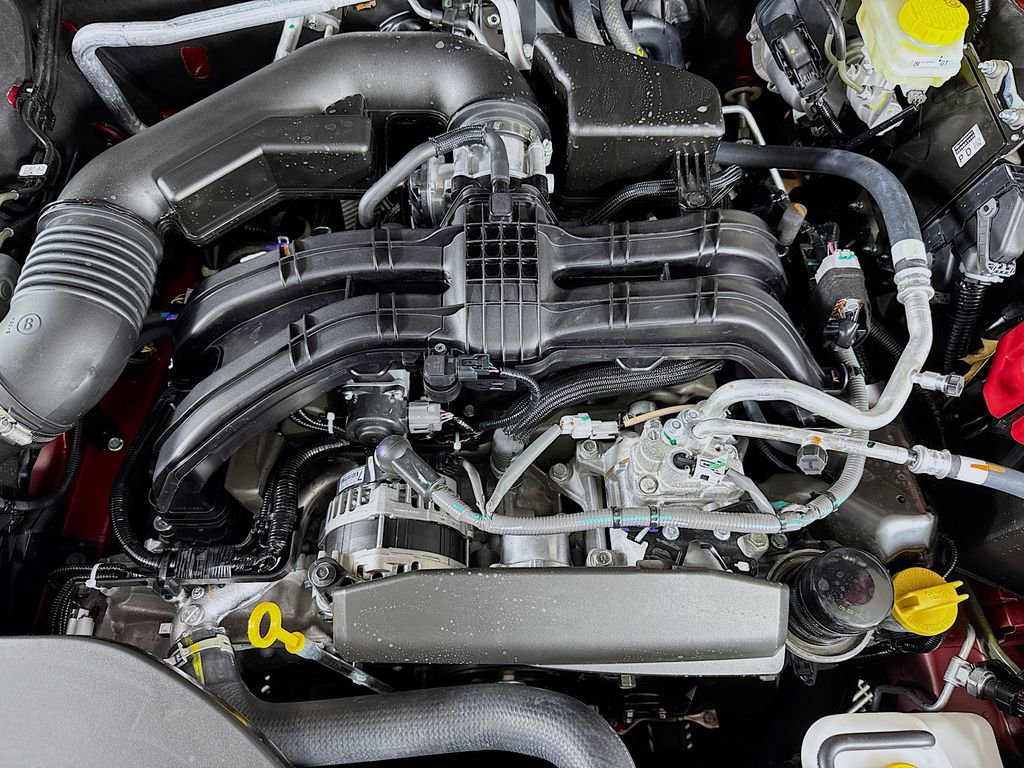 Used 2025 Subaru Outback Premium image 29