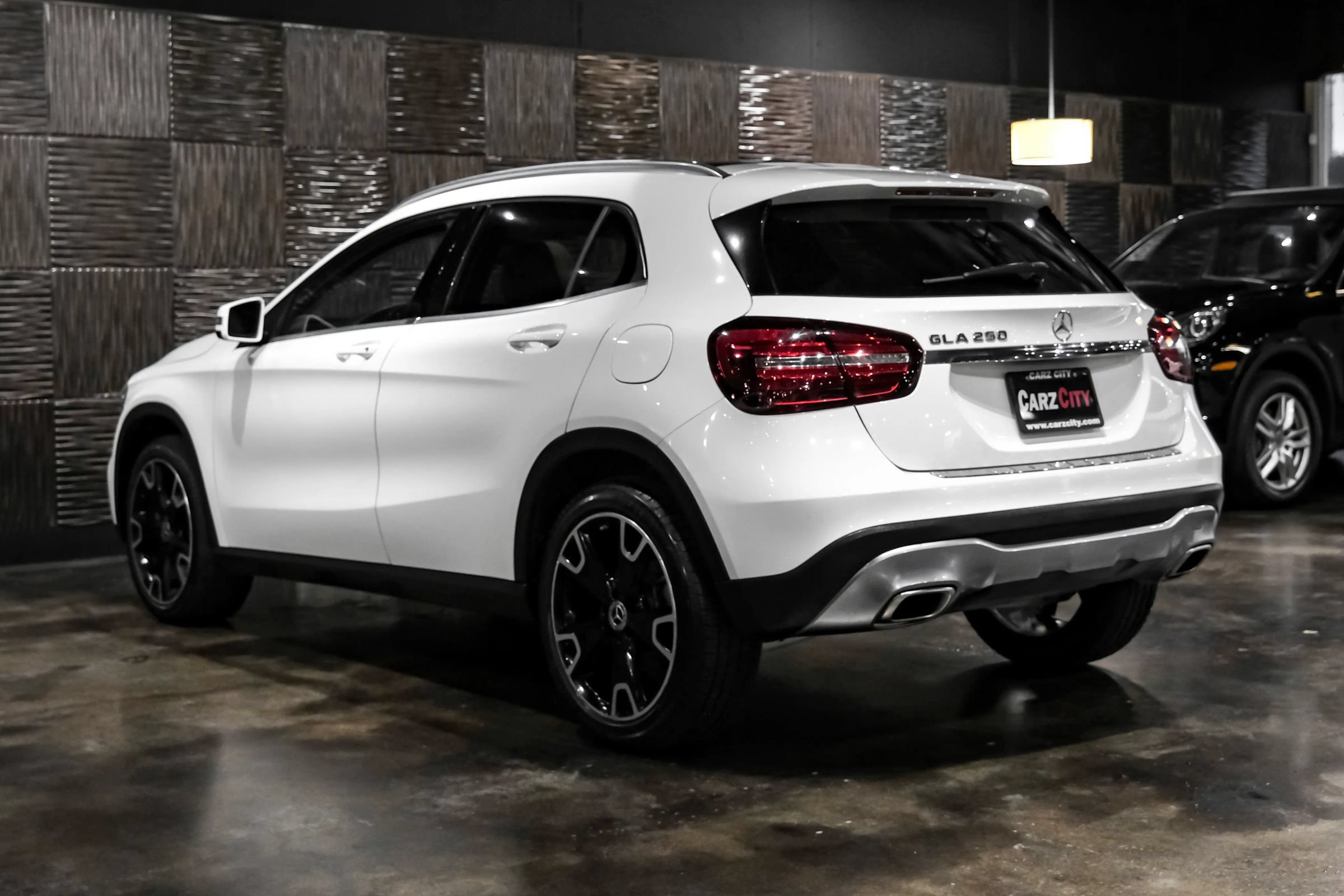 Used 2019 Mercedes-Benz GLA 250 image 10