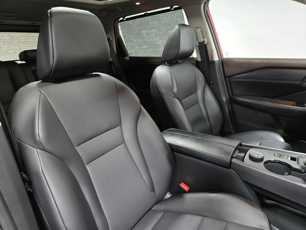 Used 2023 Nissan Rogue SV w/ SV Premium B Package AWD/4WD image 53