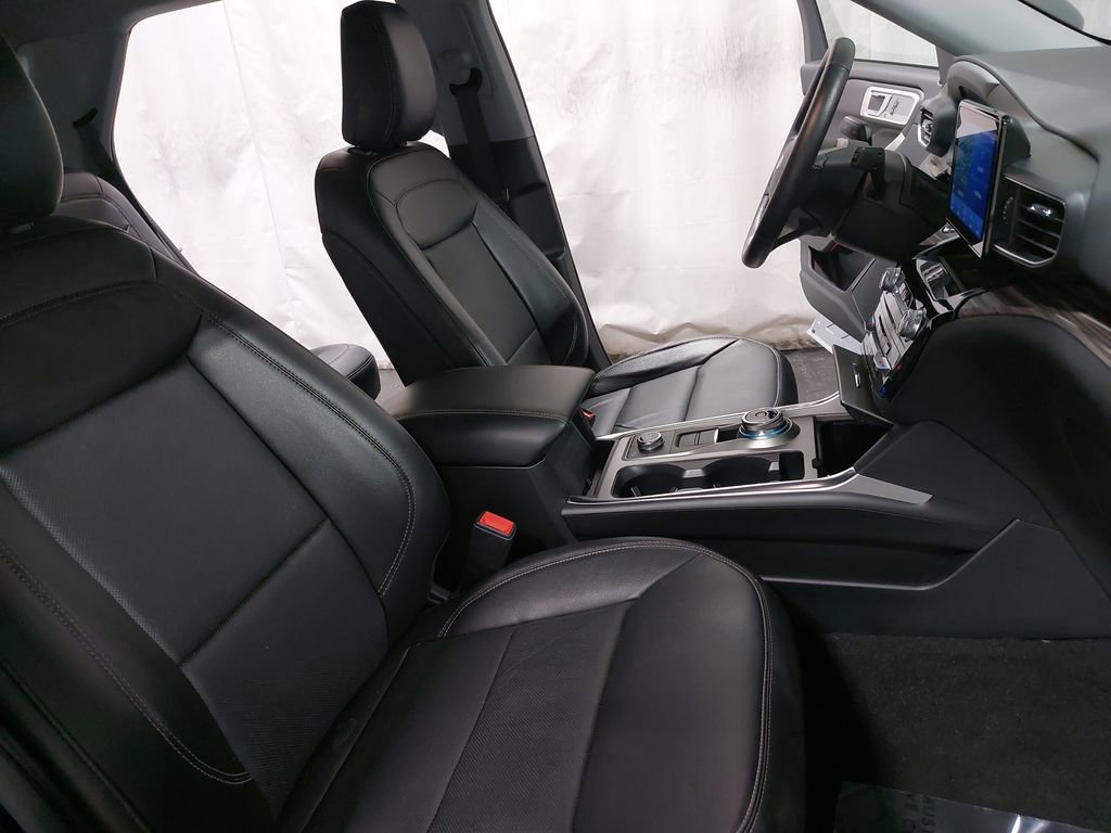 Used 2022 Ford Explorer Limited image 10