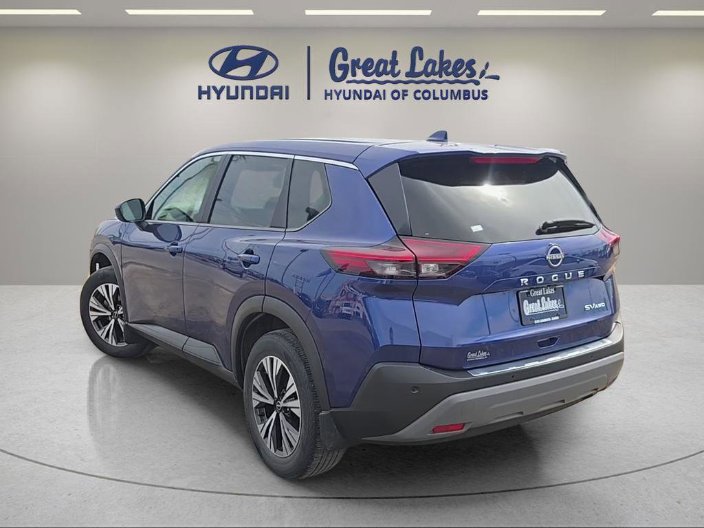 Used 2023 Nissan Rogue SV AWD/4WD image 3