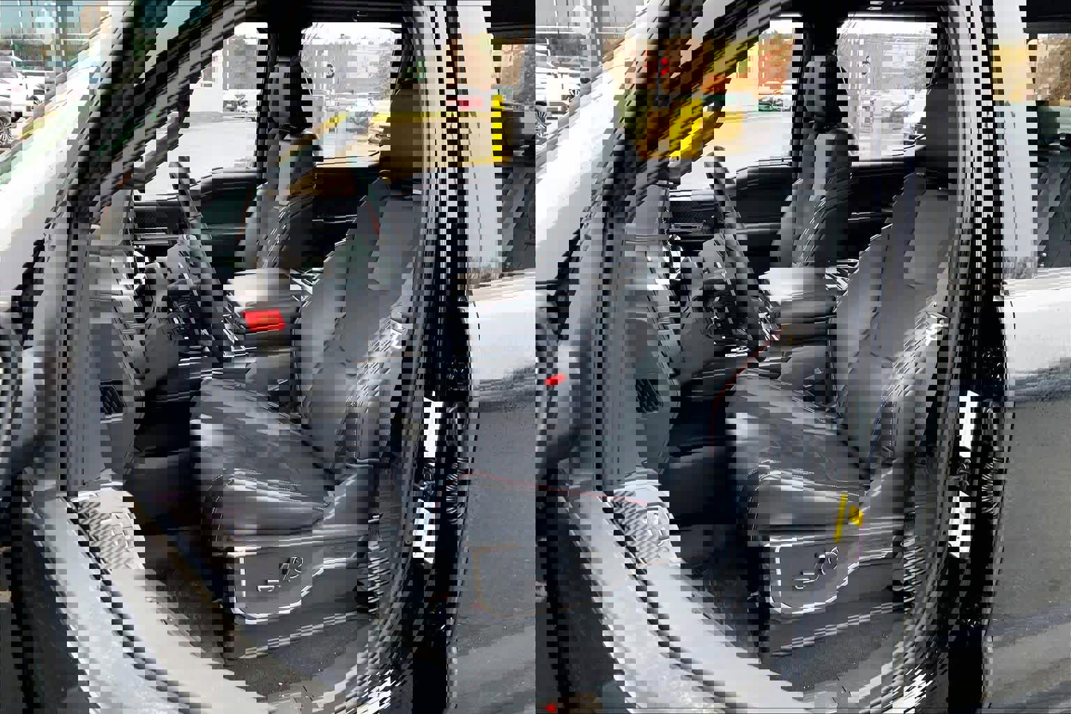 Used 2025 Ford F150 Raptor image 7