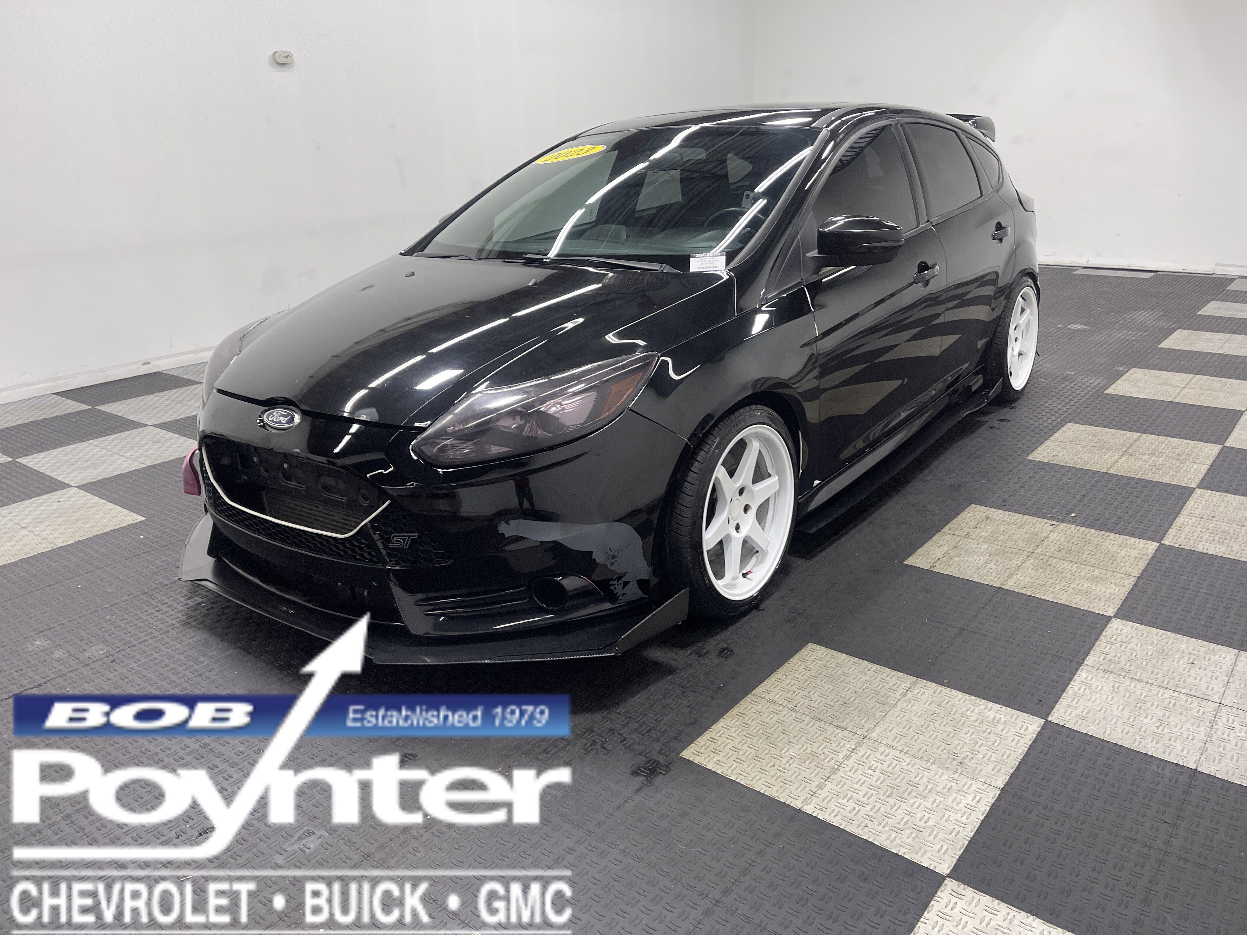 Used 2013 Ford Focus ST FWD image 1