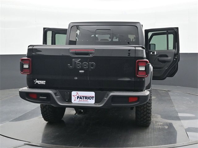 New 2024 Jeep Gladiator Sport image 40