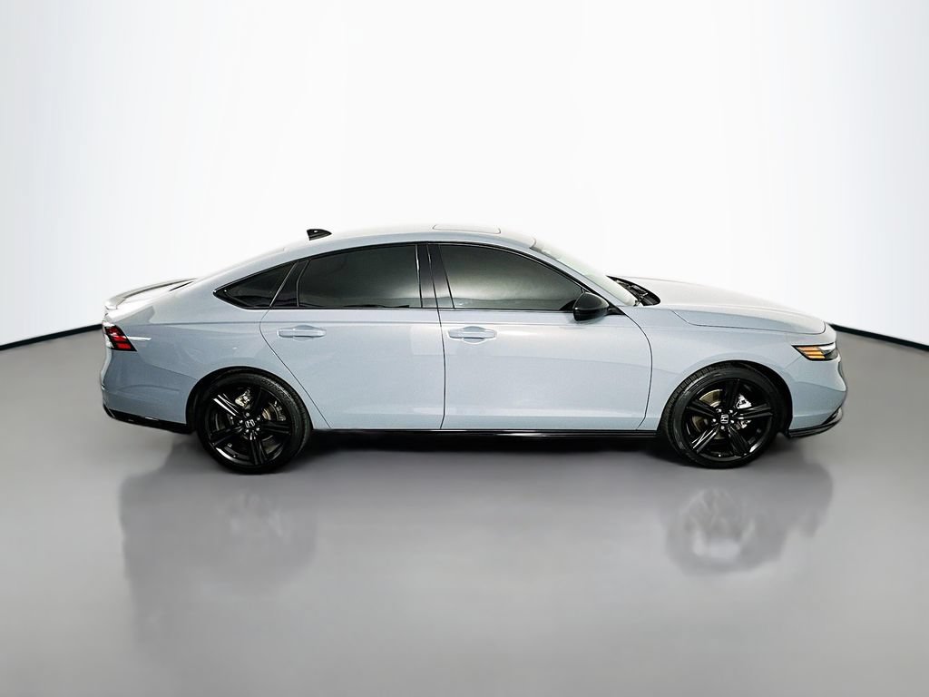 Used 2023 Honda Accord Sport image 8