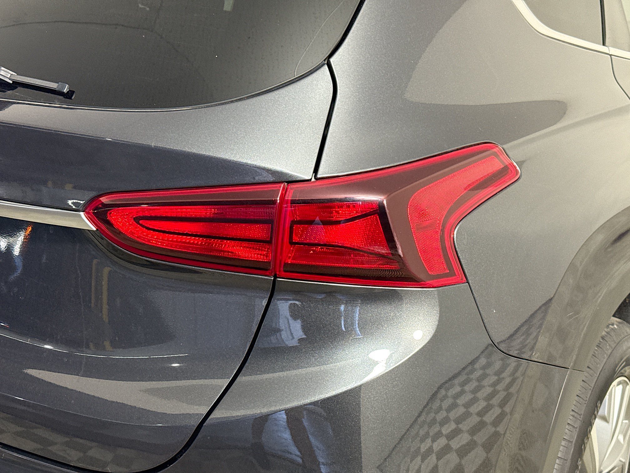 Used 2020 Hyundai Santa Fe SEL w/ Convenience Package FWD image 34