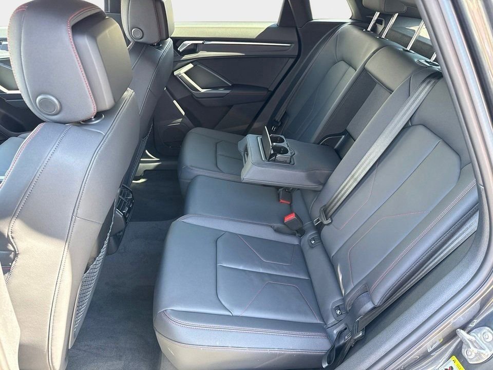 Certified 2025 Audi Q3 2.0T Premium Plus w/ Premium Plus Package image 12