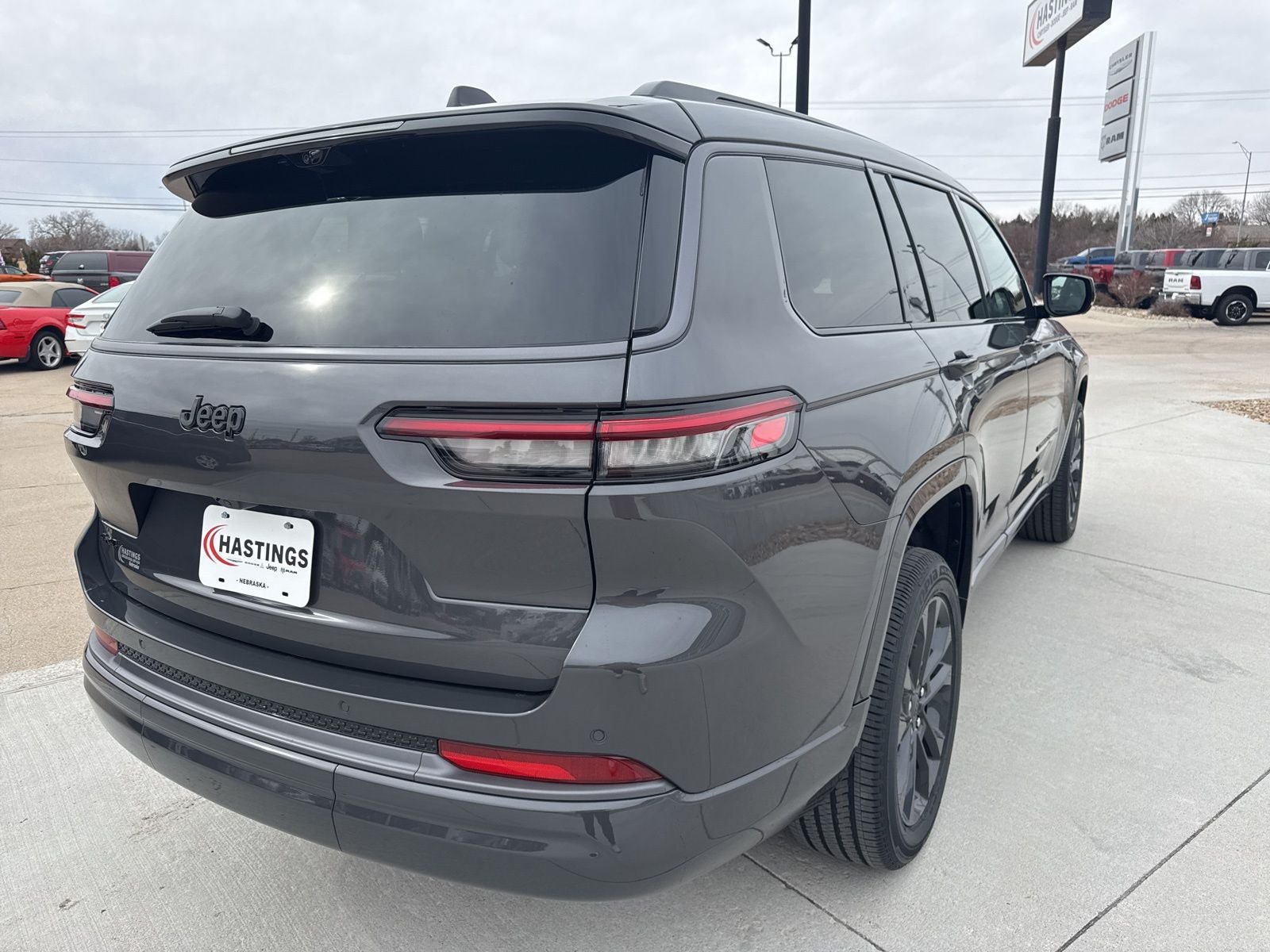 New 2026 Jeep Grand Cherokee L Limited AWD/4WD image 8