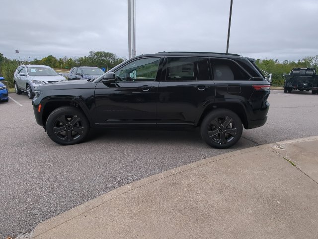 New 2027 Jeep Grand Cherokee Limited AWD/4WD image 28