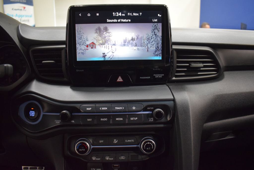 Used 2021 Hyundai Veloster N image 22