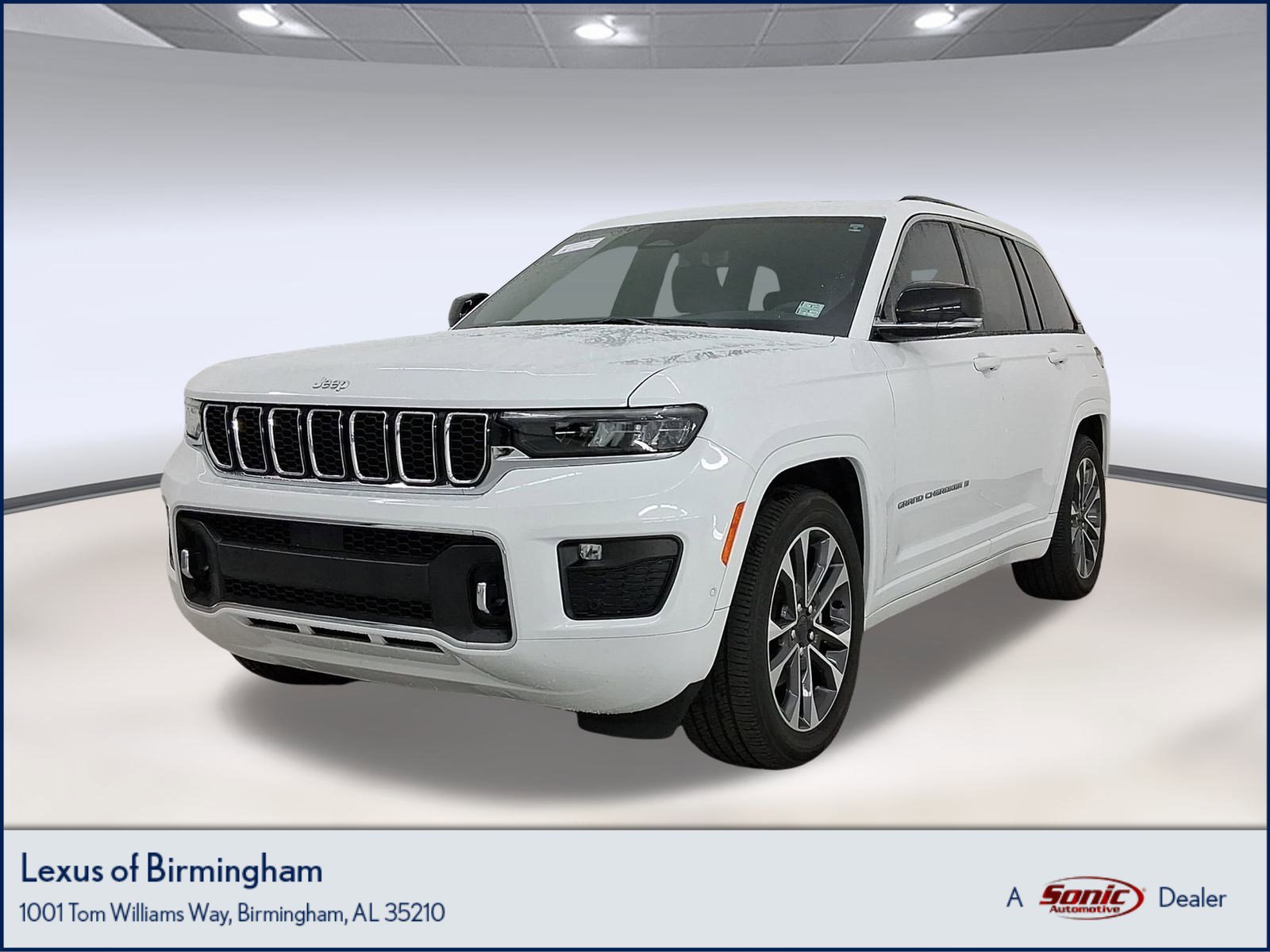 Used 2024 Jeep Grand Cherokee Overland w/ Luxury Tech Group IV image 1