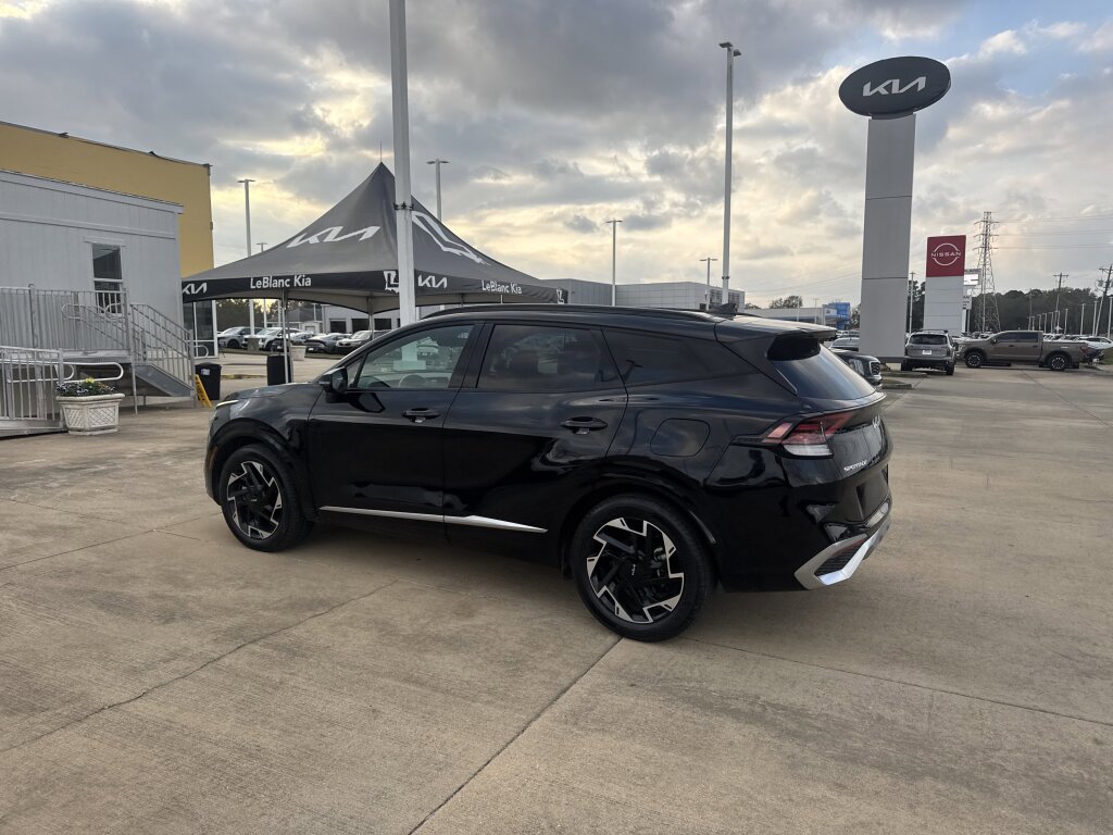 Used 2023 Kia Sportage SX image 25