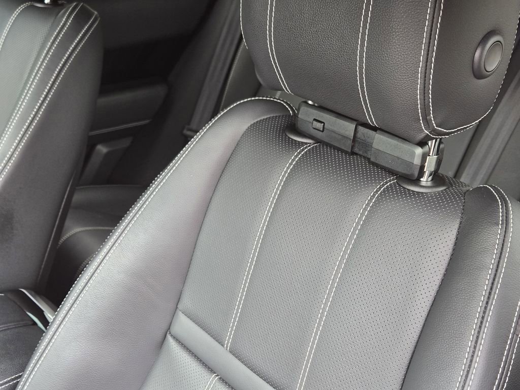 Used 2021 Land Rover Range Rover Velar S image 20