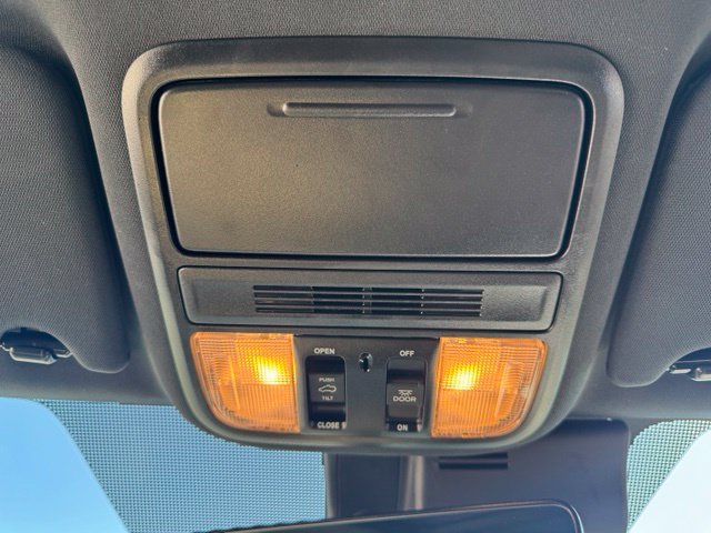 Used 2023 Honda Passport TrailSport image 36
