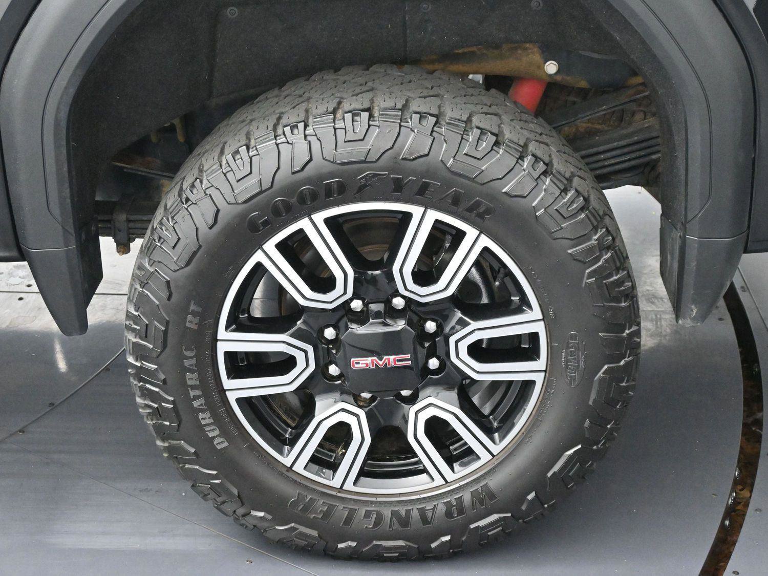 Used 2023 GMC Sierra 3500 AT4 w/ AT4 Premium Plus Package image 36